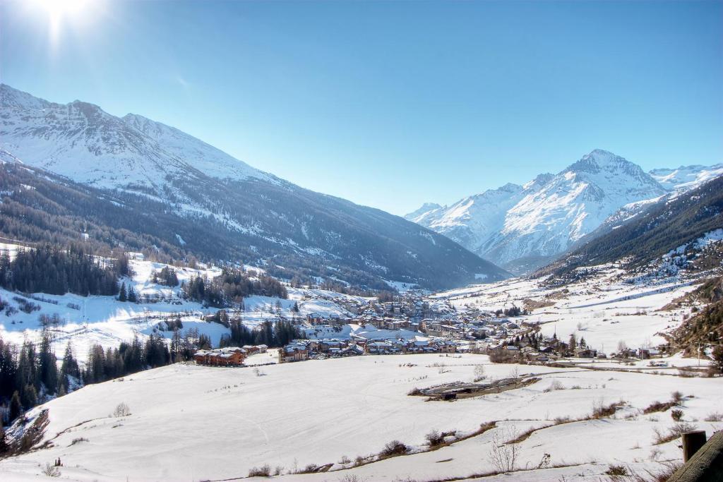 Residence Les Balcons De Val Cenis Le Haut Lanslevillard Bagian luar foto
